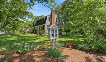 24 Wildflower Rd, Barrington, RI 02806