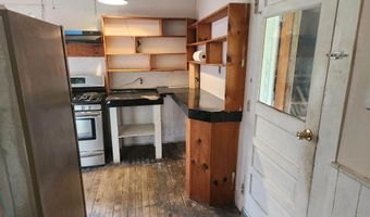 16 Northridge Rd, Burke, VT 05871
