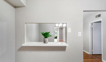 6155 EDSALL Rd B, Alexandria, VA 22304