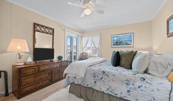 301 Commerce Way E 205, Atlantic Beach, NC 28512