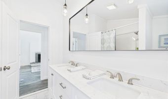 34 Beach Plum Rd, Narragansett, RI 02882