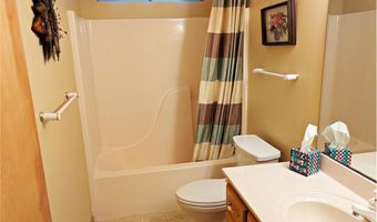 11274 Hoyer Ave NW, Annandale, MN 55302