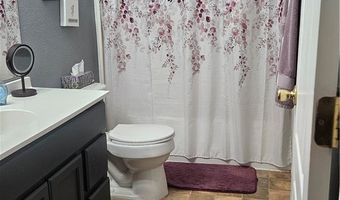 718 Seabreeze St, Alice, TX 78332