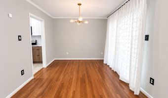 3831 N VERNON St N, Arlington, VA 22207