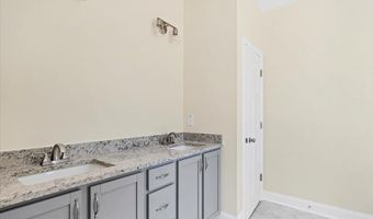 1677 Reservation Rd, Aberdeen, NC 28315