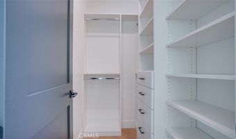 6250 Lindley Ave, Encino, CA 91316