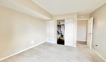 1300 ARMY NAVY Dr 823, Arlington, VA 22202
