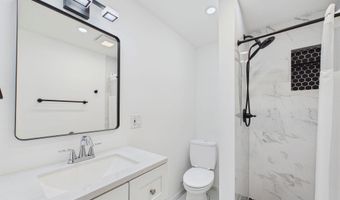 1334 Dunham St, Albert Lea, MN 56007