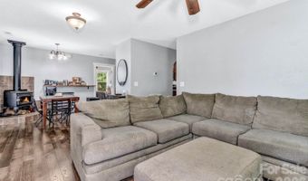 43 Pelzer St, Asheville, NC 28804