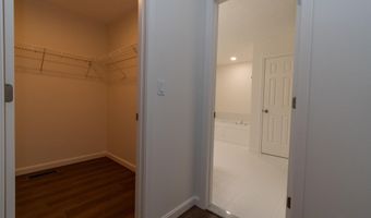 7 St Andrews Dr, Bedford, NH 03110