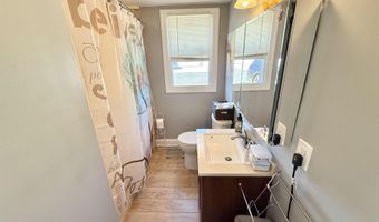 210 Fernwood Dr, Bayville, NJ 08721