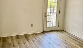 827 E Boyd Dr #A, Baton Rouge, LA 70808