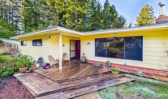 2099 Fickle Hill Rd, Arcata, CA 95521