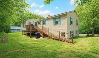 129 Summit St, Baileyville, ME 04694