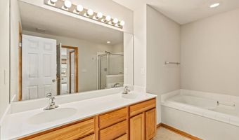3906 NE Rosewood Ln 3906, Ankeny, IA 50021