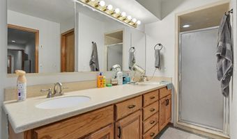 3004 Mallard Ct, Altus, OK 73521