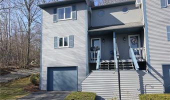 31 Primrose Ln D, North Providence, RI 02904