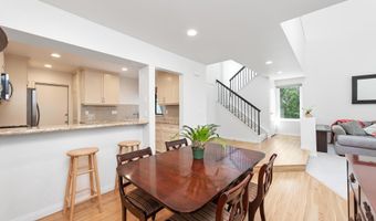 1202 Mission Verde Dr, Camarillo, CA 93012