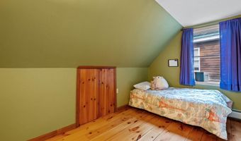 35 Merry Hill Rd, Barrington, NH 03825