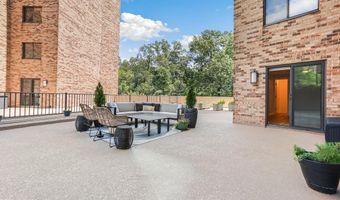 5904 MOUNT EAGLE Dr 108B, Alexandria, VA 22303