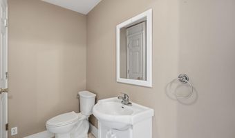 372 Reynoir St, Biloxi, MS 39530