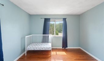 34 Pequot Ave, Warwick, RI 02889