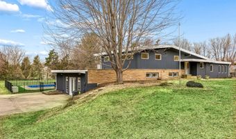 14122 Prairie Rd NW, Andover, MN 55304