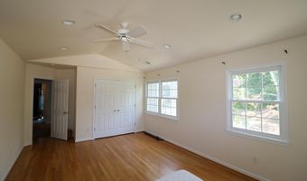 6113 DUNLEER Ct, Bethesda, MD 20817