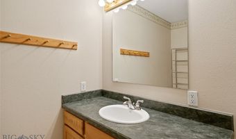 38 A N Woodard Ave, Absarokee, MT 59001