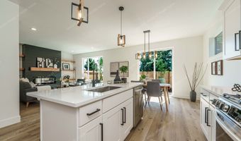 19344 JUNIPER Ct, Oregon City, OR 97045