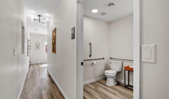 623 E Main St, Anoka, MN 55303