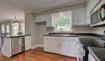 24 Adair Holw, Adairsville, GA 30103