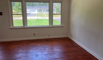 228 Newton Pl, Ballwin, MO 63021