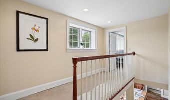 181 Meetinghouse Rd, Bedford, NH 03110