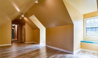 283 Creekside Dr, Arnoldsville, GA 30619