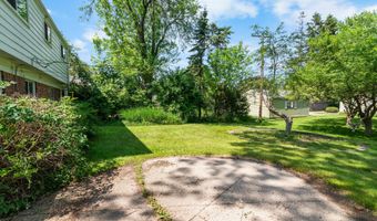 2859 Renfrew St, Ann Arbor, MI 48105