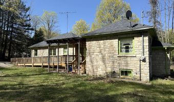 7892 OLD 101 Rd, Armstrong Creek, WI 54103