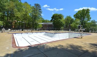8366 GLASTONBURY Ct, Annandale, VA 22003