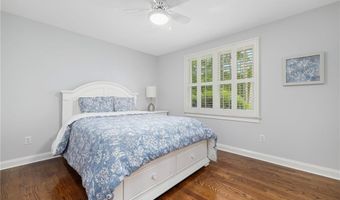 80 Douglas Dr, North Kingstown, RI 02874