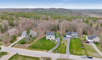 58 Village Place Dr, Barrington, NH 03825