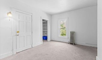 21 Hyde St 2, Burlington, VT 05401