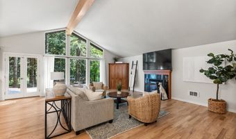 22276 VAUGHN Rd, Veneta, OR 97487