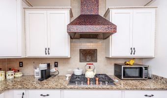 1661 Devonshire Ave, Avon, IN 46123