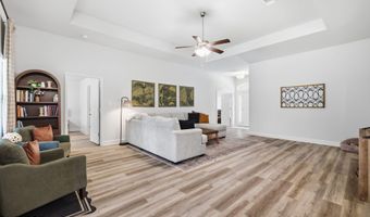 6268 Emerald Lk Dr, Biloxi, MS 39532