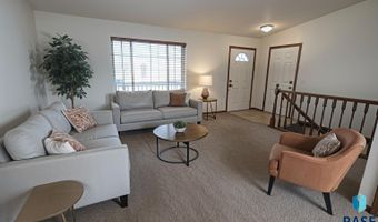 503 David Ave, Baltic, SD 57003
