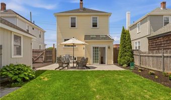 191 3rd St, Newport, RI 02840