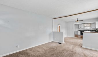 440 Long St, Ashville, OH 43103