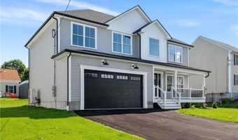 52 Governor St, Cumberland, RI 02864