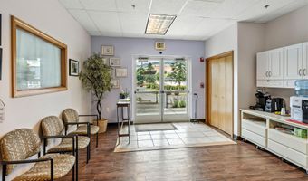 905 Skylark Pl, Ashland, OR 97520