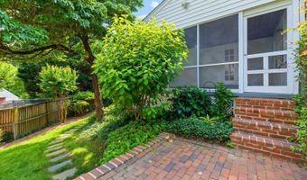4610 ROXBURY Dr, Bethesda, MD 20814